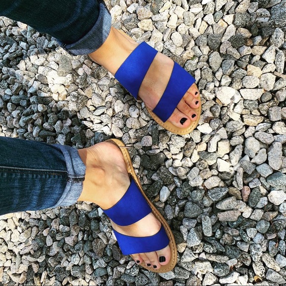 Qupid Athena Cobalt Blue Two Band Sandals NEW! - Picture 1 of 8